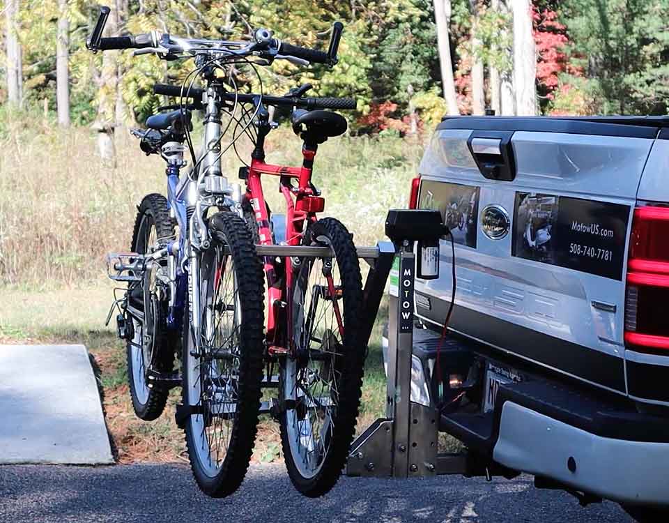 Hitch Lift with Double e-Bike Carrier